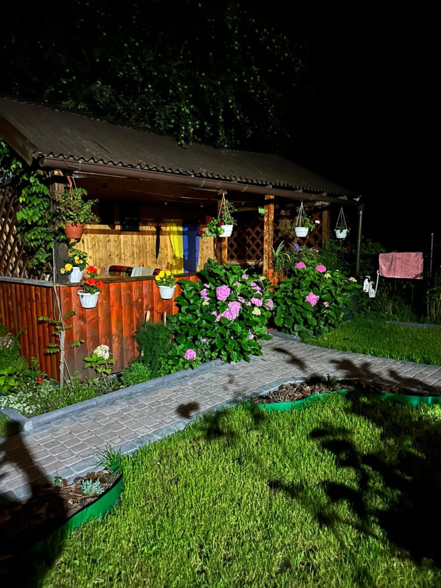 Vienna House Apartment ยาเรมชา ภายนอก รูปภาพ