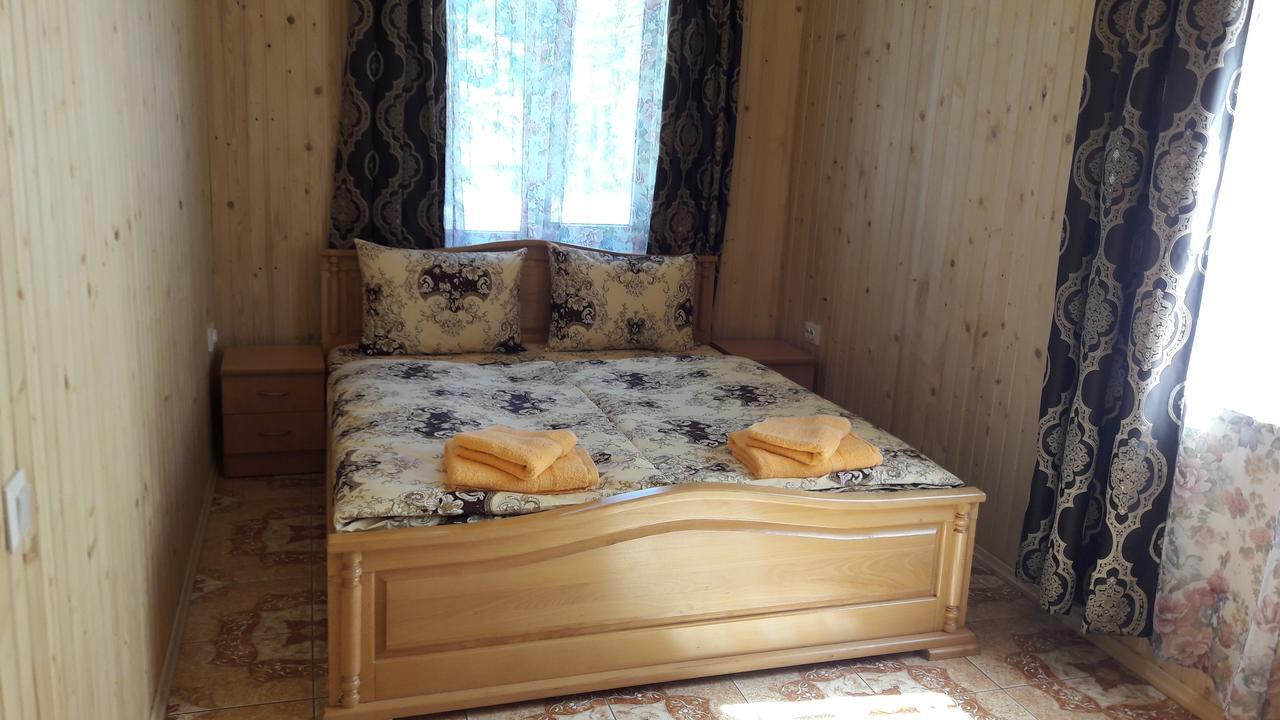 Vienna House Apartment ยาเรมชา ภายนอก รูปภาพ